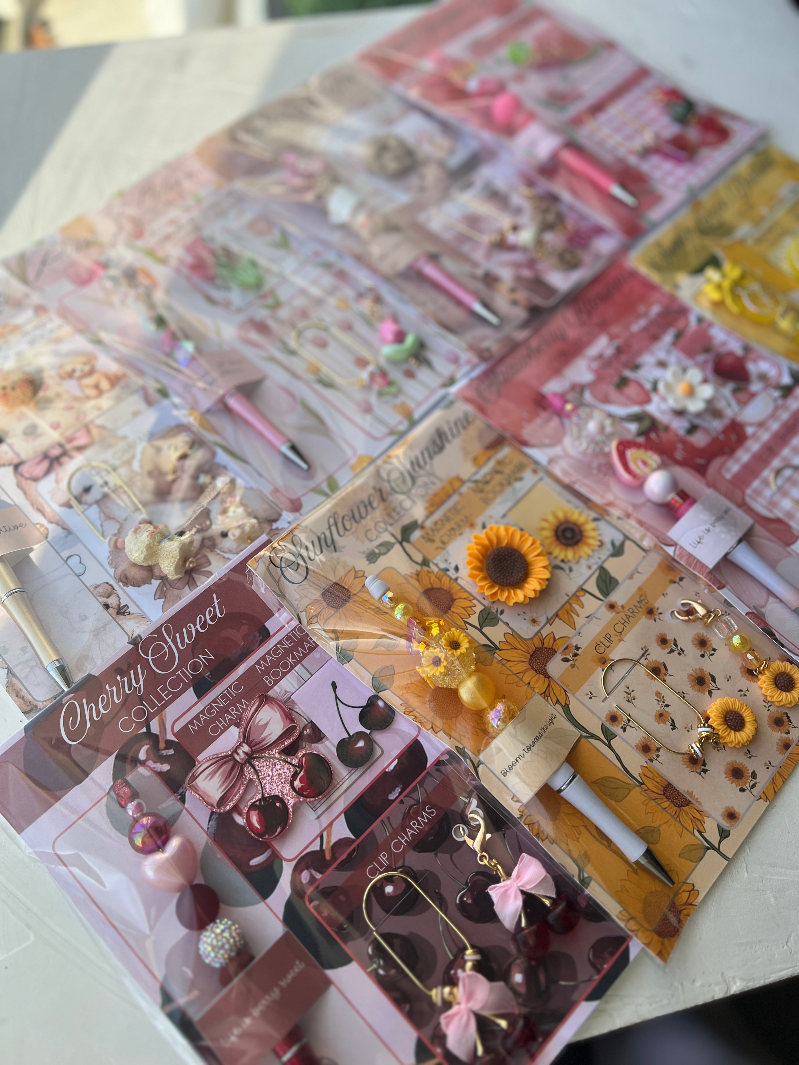 Aesthetic Planner Accessory Pack – Pen, Magnetic Bookmark & Charm Set
