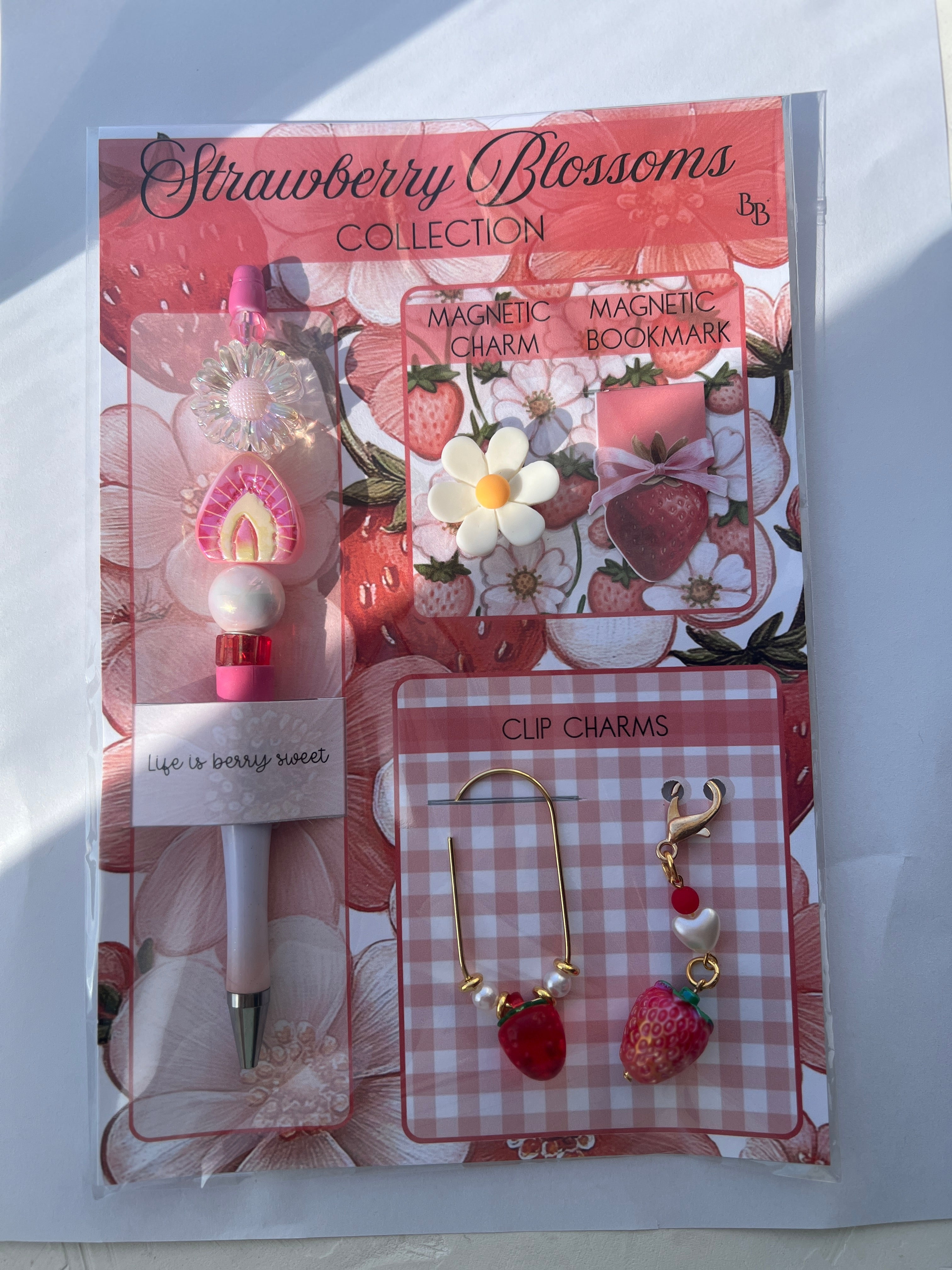 Aesthetic Planner Accessory Pack – Pen, Magnetic Bookmark & Charm Set
