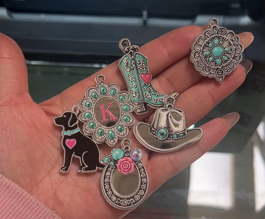 Custom Charm Design Experience™
